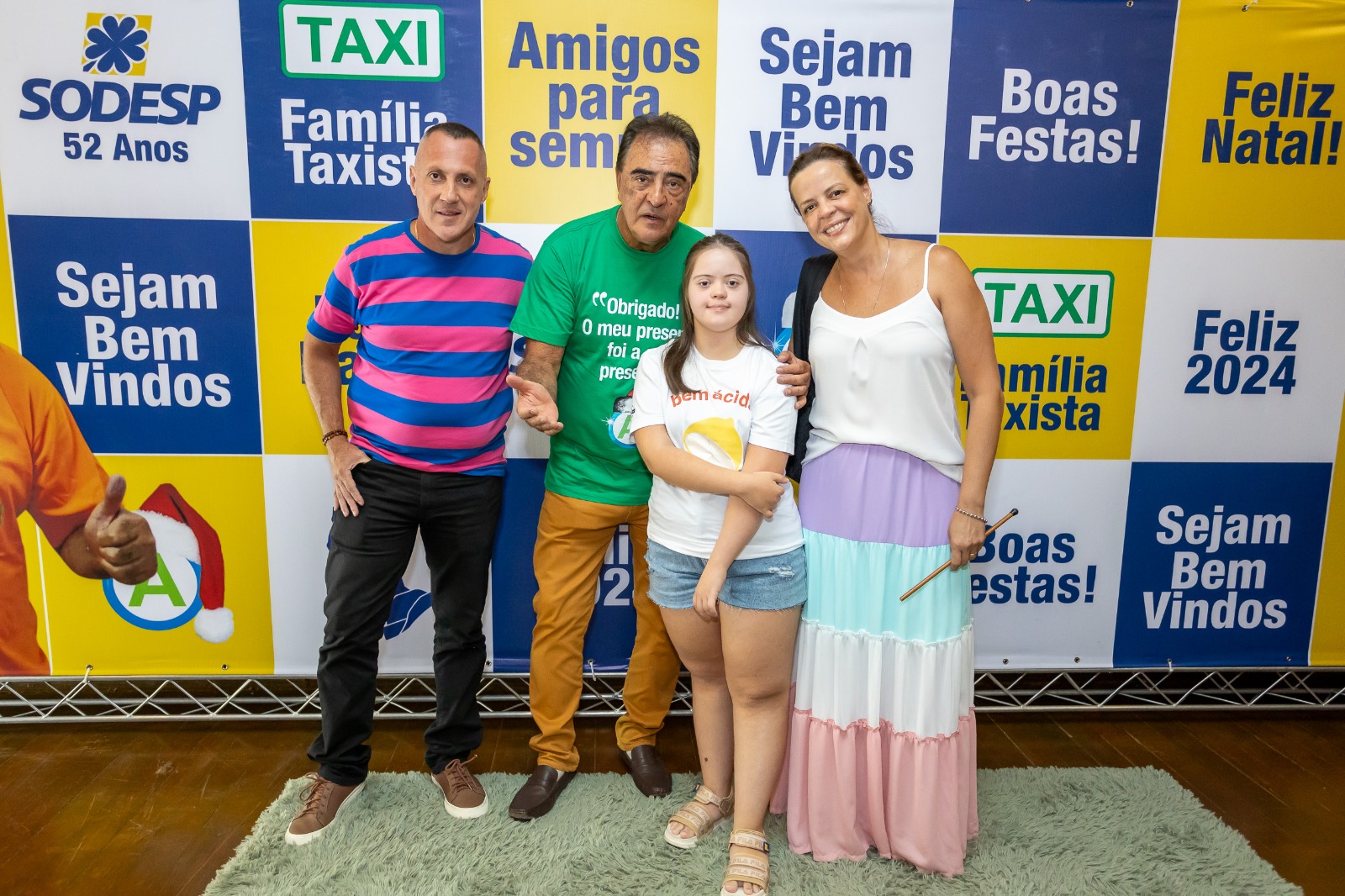 Augusto Teixeira, Vereador Adilson Amadeu e família na festa de 52 anos da Sodesp